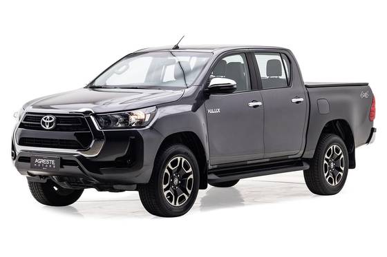 TOYOTA HILUX 2.8 D-4D TURBO DIESEL CS 4X4 MANUAL